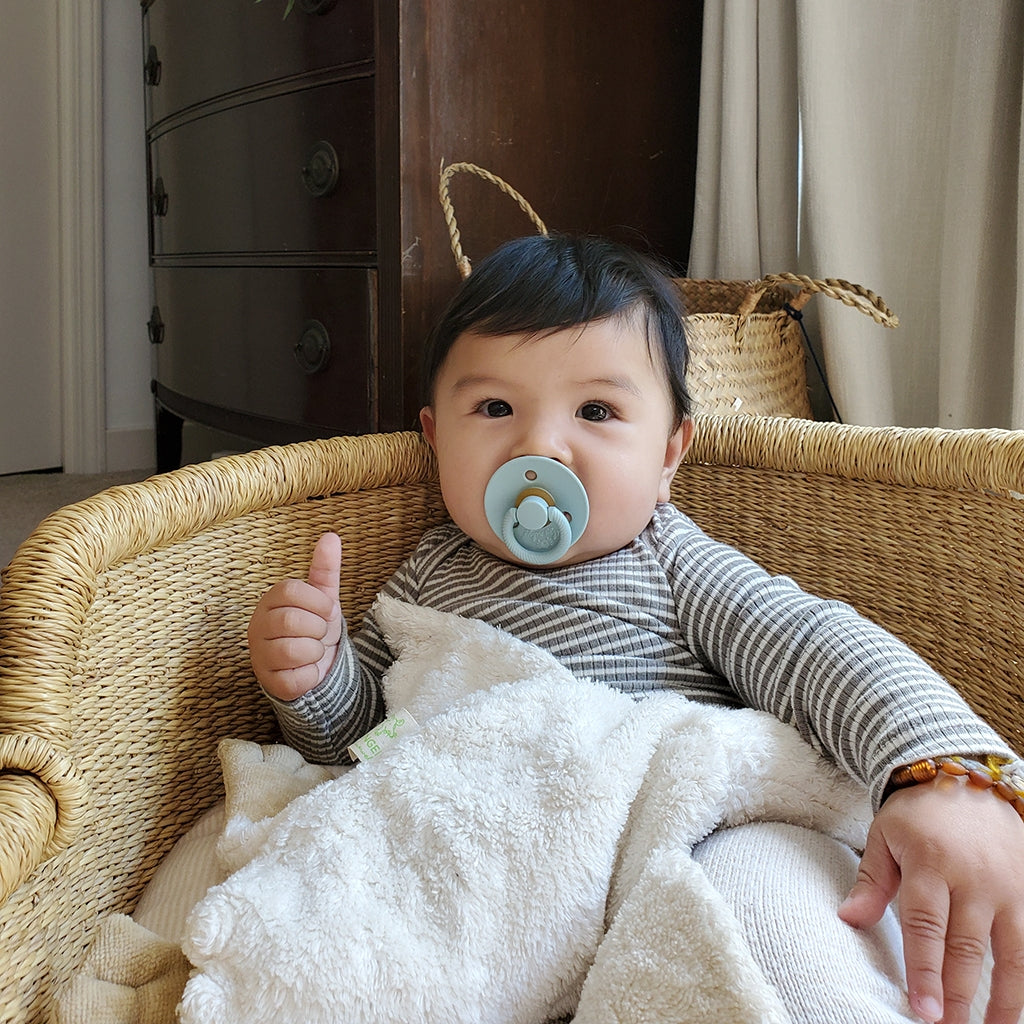 Itzy Soother™ Blue Natural Rubber Pacifier Set